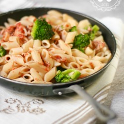 Penne with Tuna Sauce - Recipe photo by ilgattogoloso