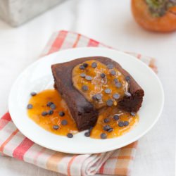Chocolate and Persimmon Cake - Recipe photo by labna