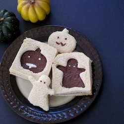 Halloween Party Sandwich - Recipe photo by TasteasyouCook