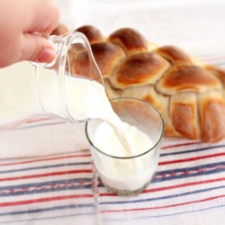 Milk And Challah Bread - Recipe photo by lauralaurentiu