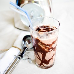 Chocolate Espresso Milkshake - Recipe photo by sunnyvegan