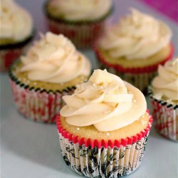 White Chocolate Cupcakes - Recipe photo by Shanon