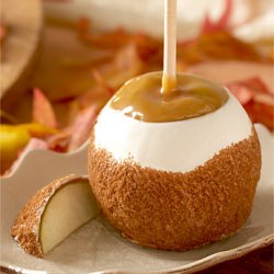 Apple Pie Caramel Apples - Recipe photo by abitofbeesknees