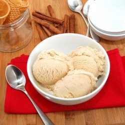 Cinnamon Ice Cream - Recipe photo by sweetpeaskitchen