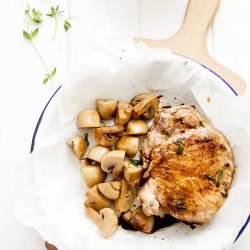 Pork Chops with Balsamic Mushrooms - Recipe photo by erinnish