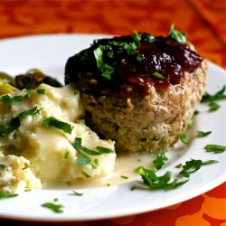 Cranberry Glazed Turkey Meatloaf - Recipe photo by theyumyumfactor