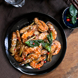 Thai Tom Yum Prawns - Recipe photo by smokywok
