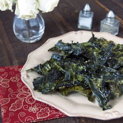 Kale Chips - Recipe photo by savourthesenses