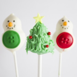 Christmas Cake Pops - Recipe photo by alma_objetivocupcake