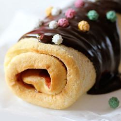 Christmas Swiss Roll - Recipe photo by bakinginlisbon