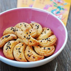 Salted Egg Yolk Cookies - Recipe photo by che-cheh
