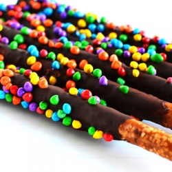 Chocolate Pretzel Rods - Recipe photo by Intimateweddings