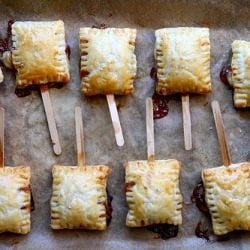 Bite-Sized Baked Brie - Recipe photo by joythebaker
