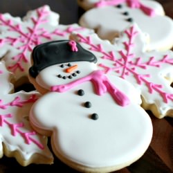 Snowflake & Snowlady Cookies - Recipe photo by myadventuresinthecountry