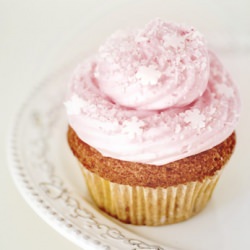 Vanilla Cupcake - Recipe photo by maky