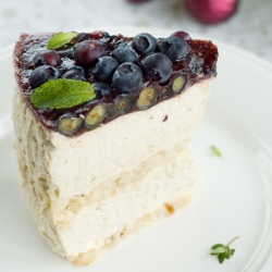 Blueberry Mousse Dacquoise - Recipe photo by sneige