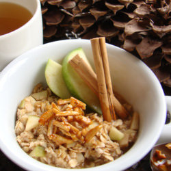 Baked Apple Oatmeal - Recipe photo by cynthia-anne