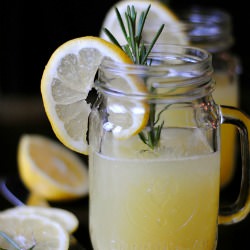 Holiday Fruit Punch - Recipe photo by HowToSimplify