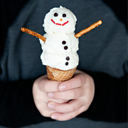 Snowman Cones - Recipe photo by thishomemadelife