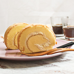 Durian Swiss Roll Cake Recipe - Recipe photo by smokywok