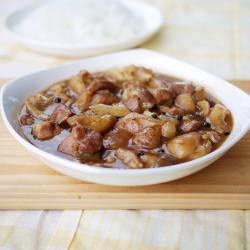 Pork Pata Paksiw - Recipe photo by thehungrygiant
