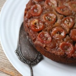 Upside Down Banana Cake - Recipe photo by minta
