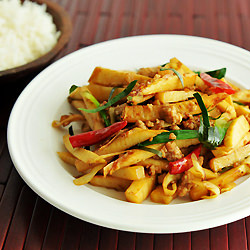 Stirfried Bamboo Shoots - Recipe photo by rachelcooksthai