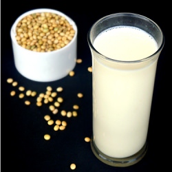 Homemade Soy Milk - Recipe photo by justasdelish