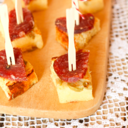 Olive and Buttermilk Bread Bites - Recipe photo by anemone