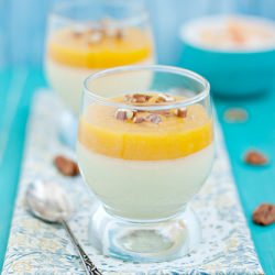Panna Cotta with Peaches - Recipe photo by katherine_mor