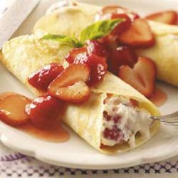 Strawberry Mascarpone Crepes - Recipe photo by RachaelsRecipes