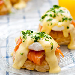 How to Make Hollandaise Sauce - Recipe photo by kmartinelli