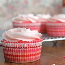 Pink Champagne Cupcakes - Recipe photo by dea