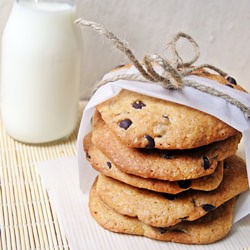Giant Chocolate Chip Cookies - Recipe photo by Valen