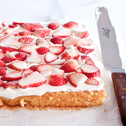 Japanese Strawberry Shortcake - Recipe photo by bahbahgah