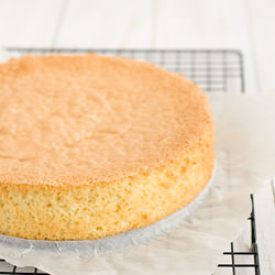 Genovese Sponge Cake - Recipe photo by Unodedos