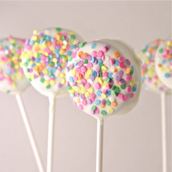 Easy Oreo Pops - Recipe photo by easybaked