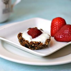 Breakfast Granola Cups - Recipe photo by justasdelish