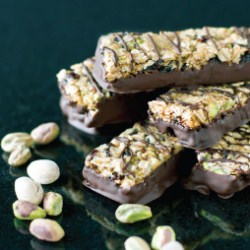 Chewy Chocolate Cherry Oat Bar - Recipe photo by todaysnest