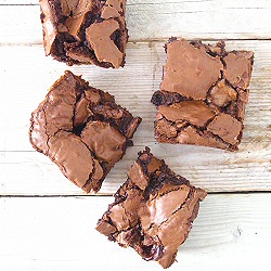Gooey Mars Brownies - Recipe photo by amirabreslow