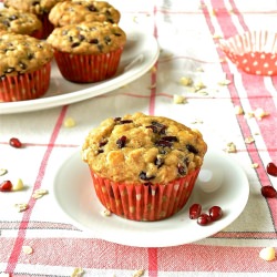 Healthy Pomegranate Muffin - Recipe photo by butterchantilly