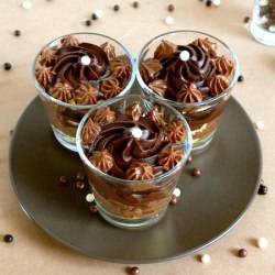Triple Chocolate Cupcakes - Recipe photo by butterchantilly