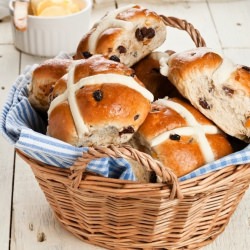 Hot Cross Buns - Recipe photo by myfudo