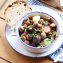 Boeuf Bourguignon à la Robuchon - Recipe photo by chriesi
