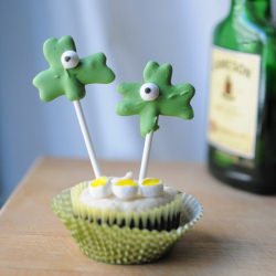 Boozy Irish Cupcakes - Recipe photo by teaspoonliving