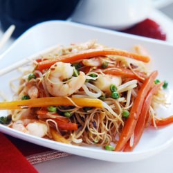 Chilli Prawn Rice Noodles - Recipe photo by Elena Sandor