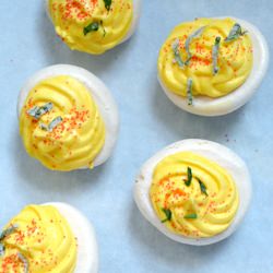 Deviled Meringues with Lemon Mousse - Recipe photo by setonh
