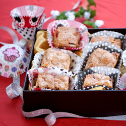 Linzer Torte Bars - Recipe photo by CelestialDelish