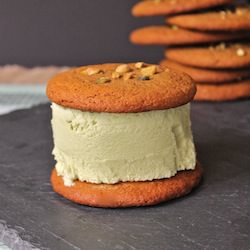 Key Lime Ice Cream Sandwich - Recipe photo by theincuisition
