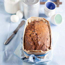 Oat Cake With Cherry Jam - Recipe photo by lucullian
